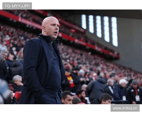 利物浦阵容大换血后期表现波动,是否具备争冠稳定性面临考验 利物浦阵容大换血后期表现波动,是否具备争冠稳定性面临考验