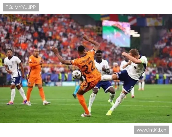 沃特金斯 vs 凯恩：英格兰主力前锋之争