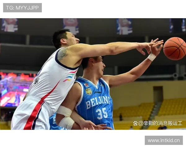 国际篮联与NBA的干扰球规则有何不同？带你一窥关键区别